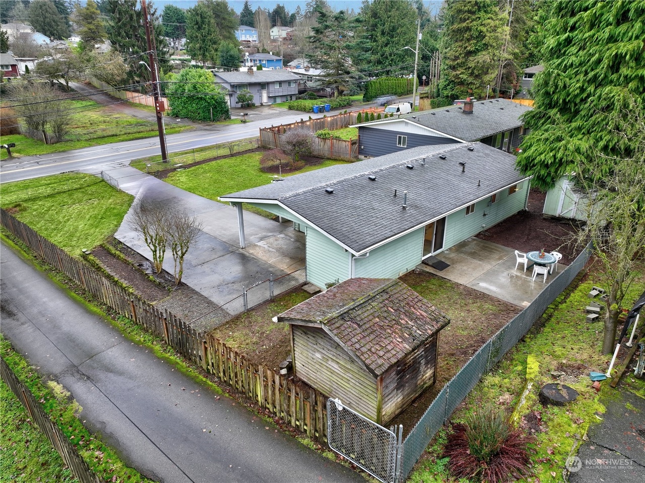 11435 8th Ave S Burien, WA 98168 - Interior/Exterior view 3